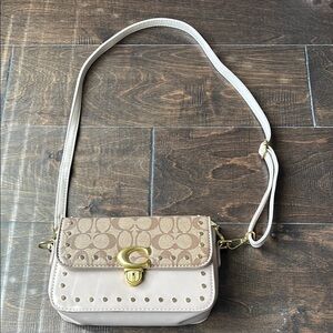 Elegant Cream and Tan Shoulder Bag